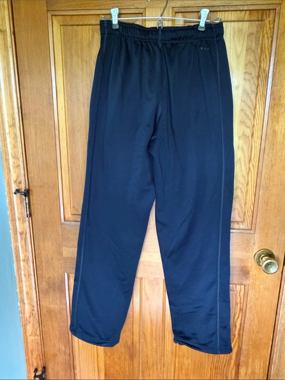 Nike Men's Thermal Fit Black Sweatpants with Elastic Waistband
